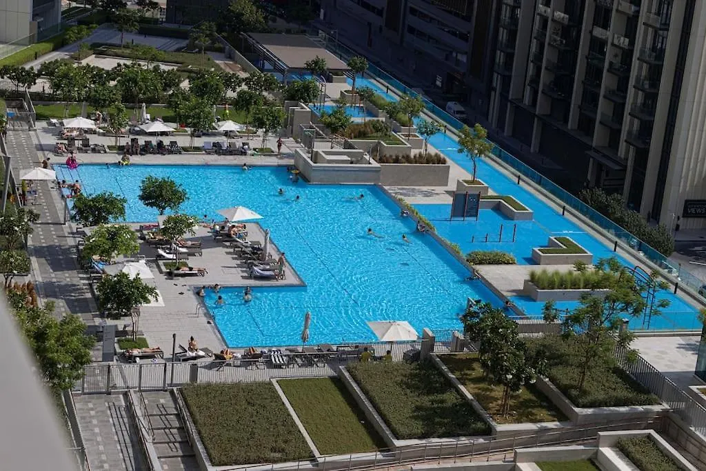 Apartment Maxstays - Stunning Burj Khalifa View - Dubai Mall Access - Infinity Pool